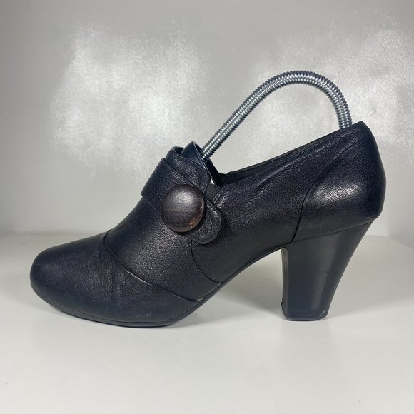 Clarks Women Shoes Bendable Heeled Booties Almond Toe Leather Black Sz 10 - Picture 4 of 13